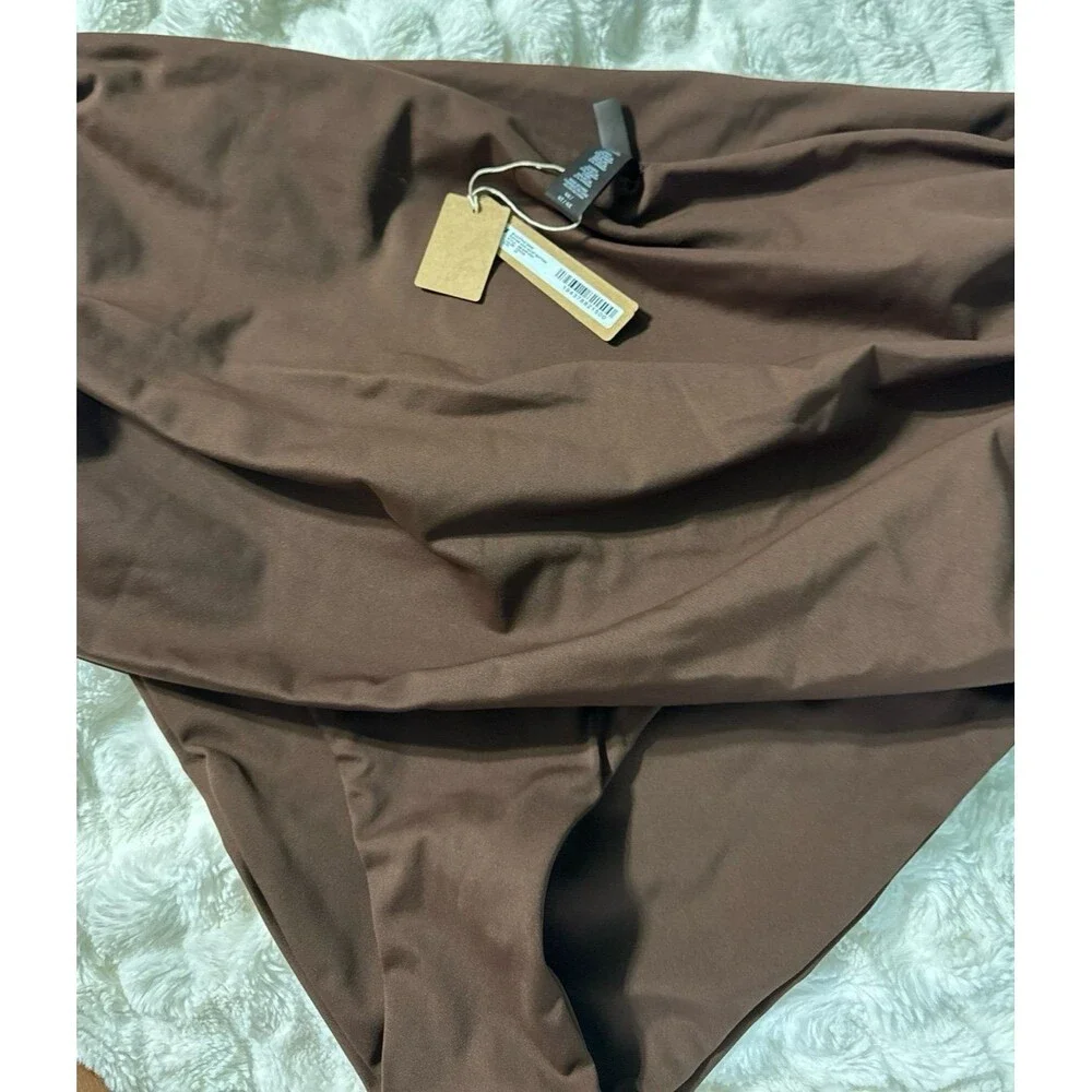Sculpting High Waist Swim Bottom Cocoa